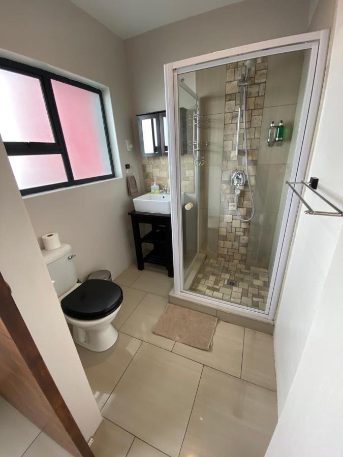 Haus Holzapfel Hotel Beaufort West Exterior photo